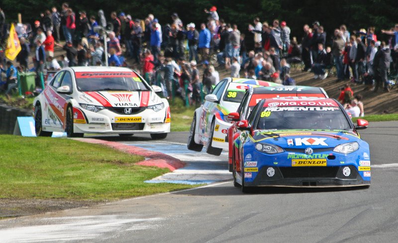 BTCC_races_Knockhill_August_26th_2012 (29).jpg